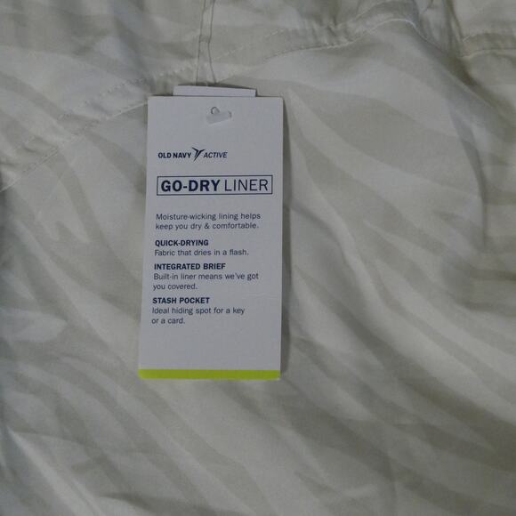 Old Navy Active Women's Large Shorts go dry liner Ivory tiger print lined NWT - Picture 5 of 6